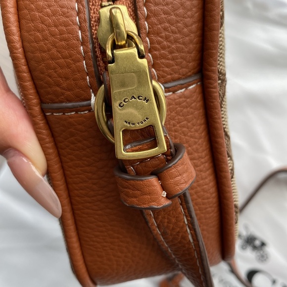 Coach X Disney Mini Jamie Camerabag - Picture 4 of 8